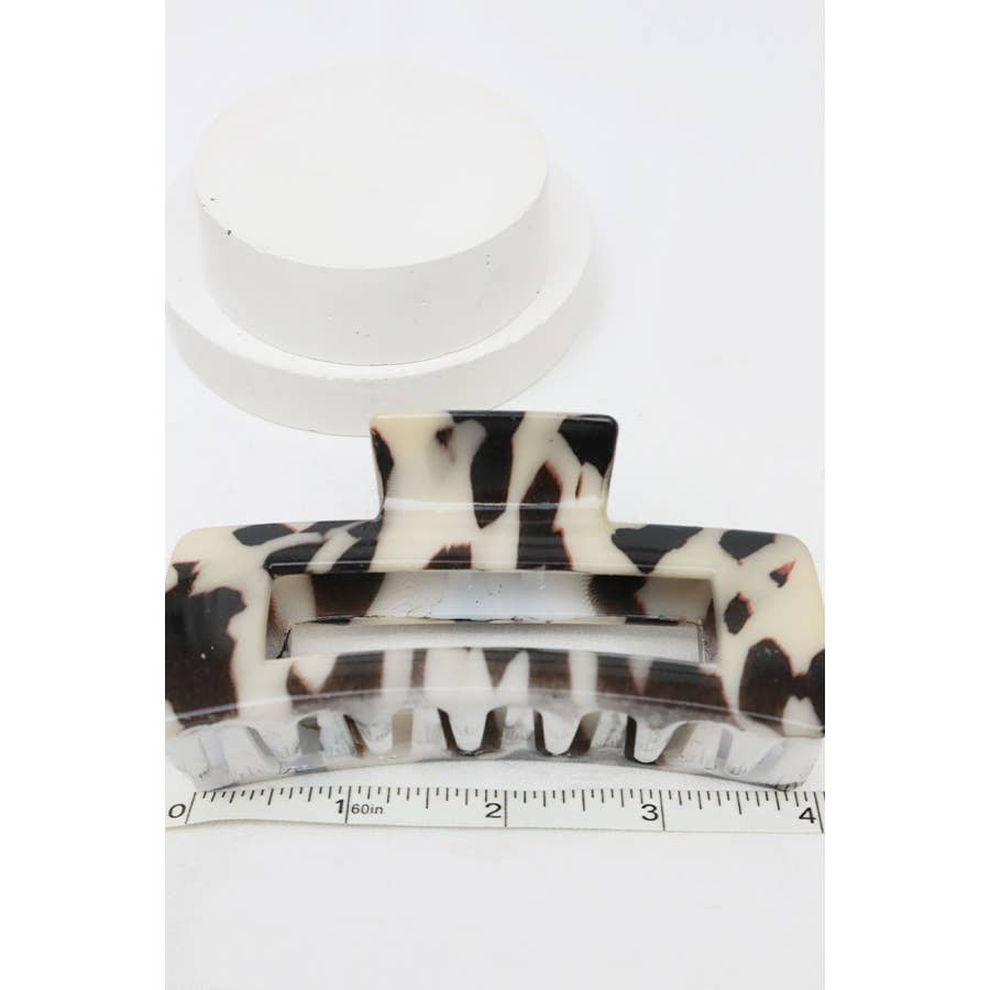 Animal print claw clip